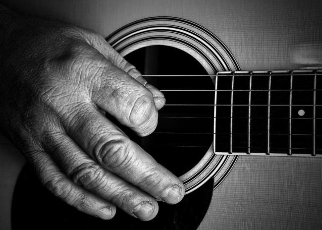 BUT I DIGRESS: Musical typecasting, or why I don’t play many solo acoustic gigs anymore