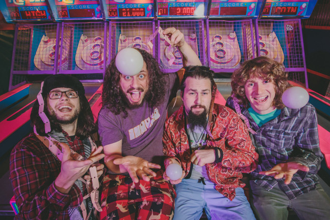 Peach Fest/Camp Bisco alum Pigeons Playing Ping Pong jams live at Circle Drive-In in Dickson City on Oct. 16