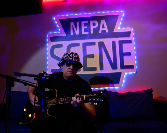 NEPA SCENE SESSIONS: Scranton alternative rock singer/songwriter Apollo Putnam