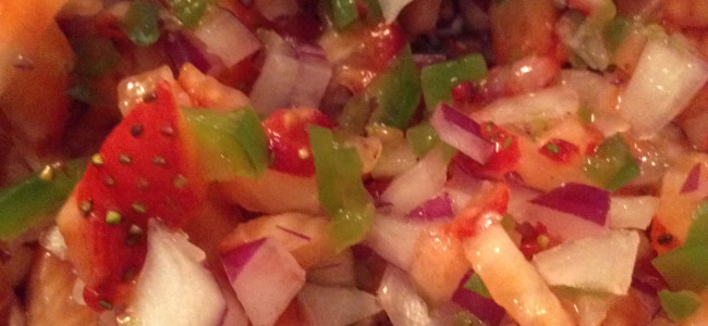 QUICK APPS & FOOTBALL SNAPS: Week 3 – Strawberry jalapeno salsa