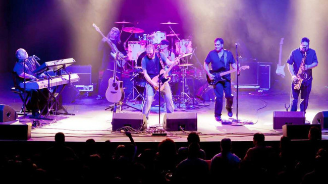 B Street Band plays Xmas tribute to Bruce Springsteen at Stage West in Scranton on Dec. 20