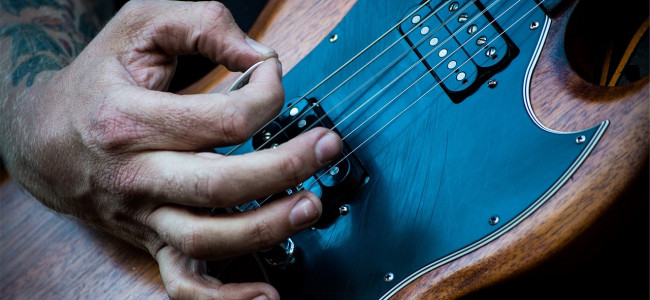 BUT I DIGRESS: After 30 years of playing music professionally, I’m taking guitar lessons – here’s why