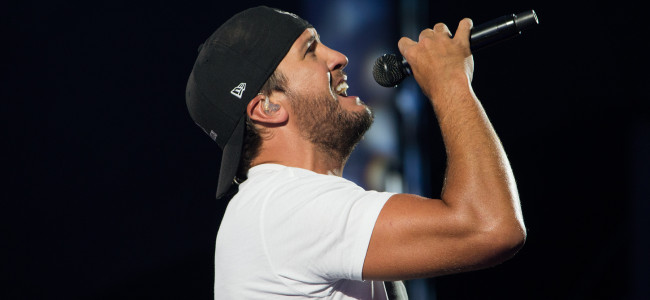 PHOTOS: Luke Bryan, Little Big Town, and Dustin Lynch at Montage Mountain in Scranton, 07/21/16