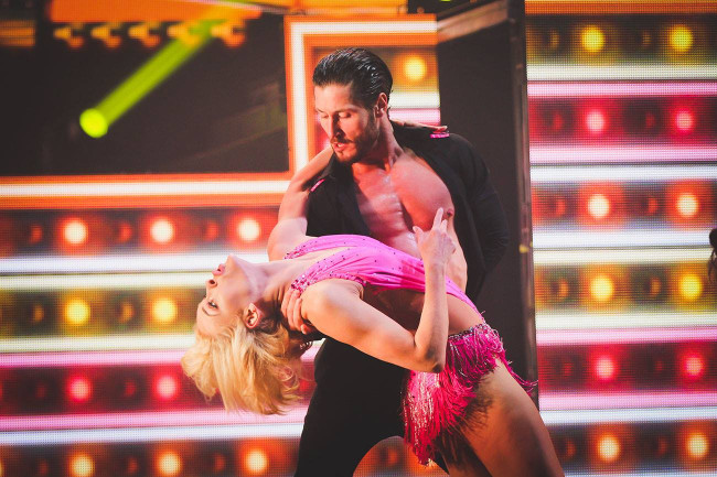 ‘Dancing with the Stars: Live!’ brings ‘Hot Summer Nights’ to Giant Center in Hershey on June 24