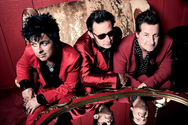 Green Day, Fall Out Boy, and Weezer rock Hersheypark Stadium on Aug. 16, 2020