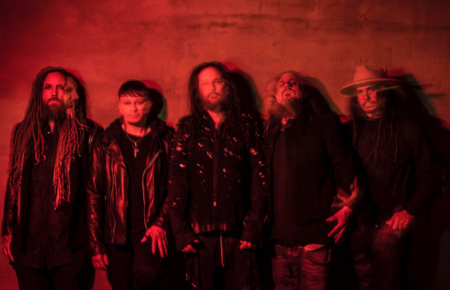 Korn rocks Giant Center in Hershey with Chevelle and Code Orange on March 15