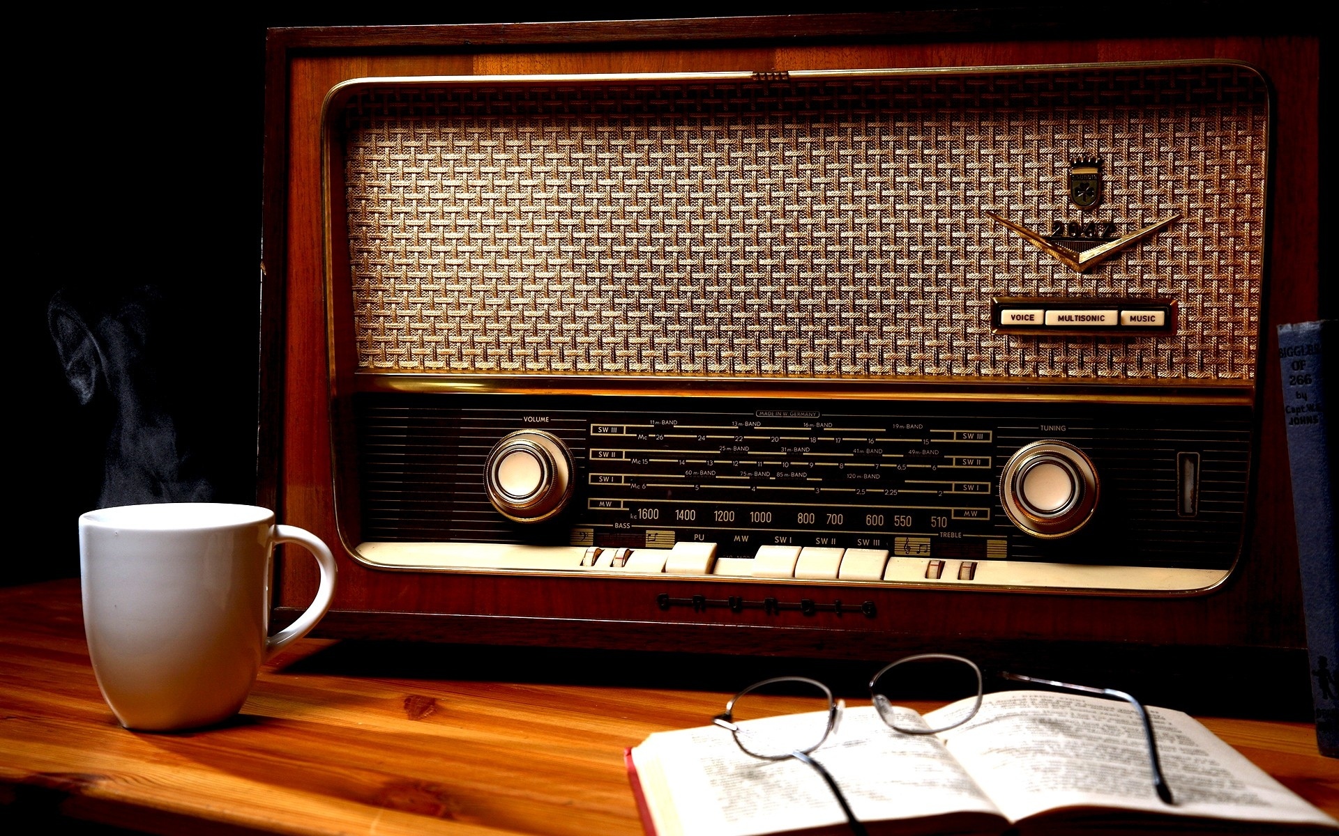 Erfenis probleem longontsteking BUT I DIGRESS: Tuning into my clear memories of classic radio (and its  place today) | NEPA Scene