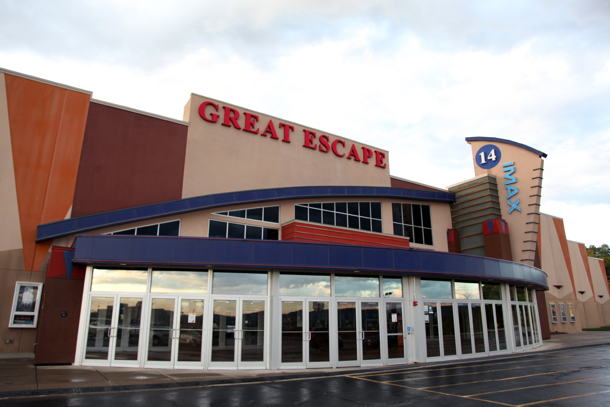 Regal Dickson City Stadium 14 And Imax Great Escape Movie Theater 2020 Nepa Scene